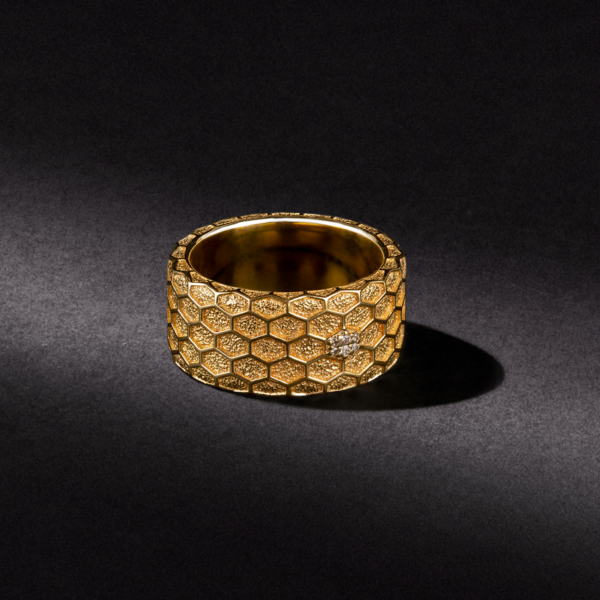 Check out The Honeycomb 18K Gold Vermeil Ring Online - Tryphé